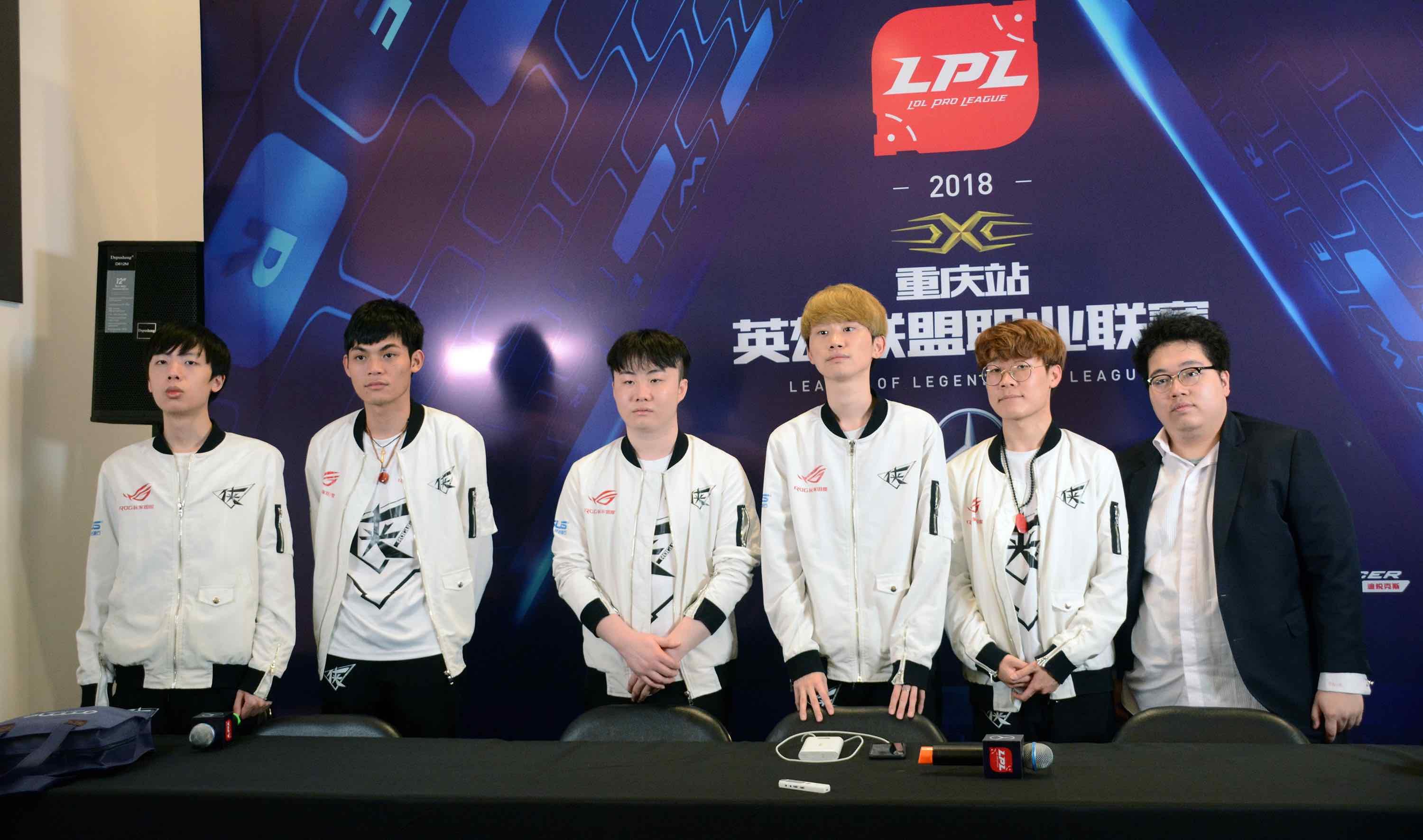 在连续落后 在连续落后