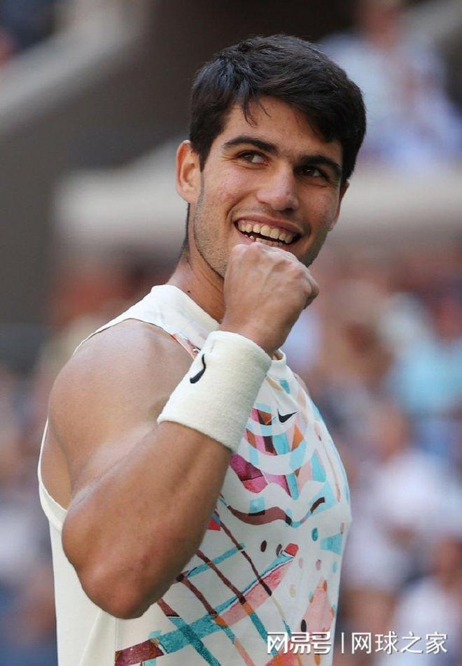 至少包括四 至少包括四