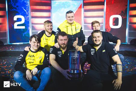 由内向外 由内向外